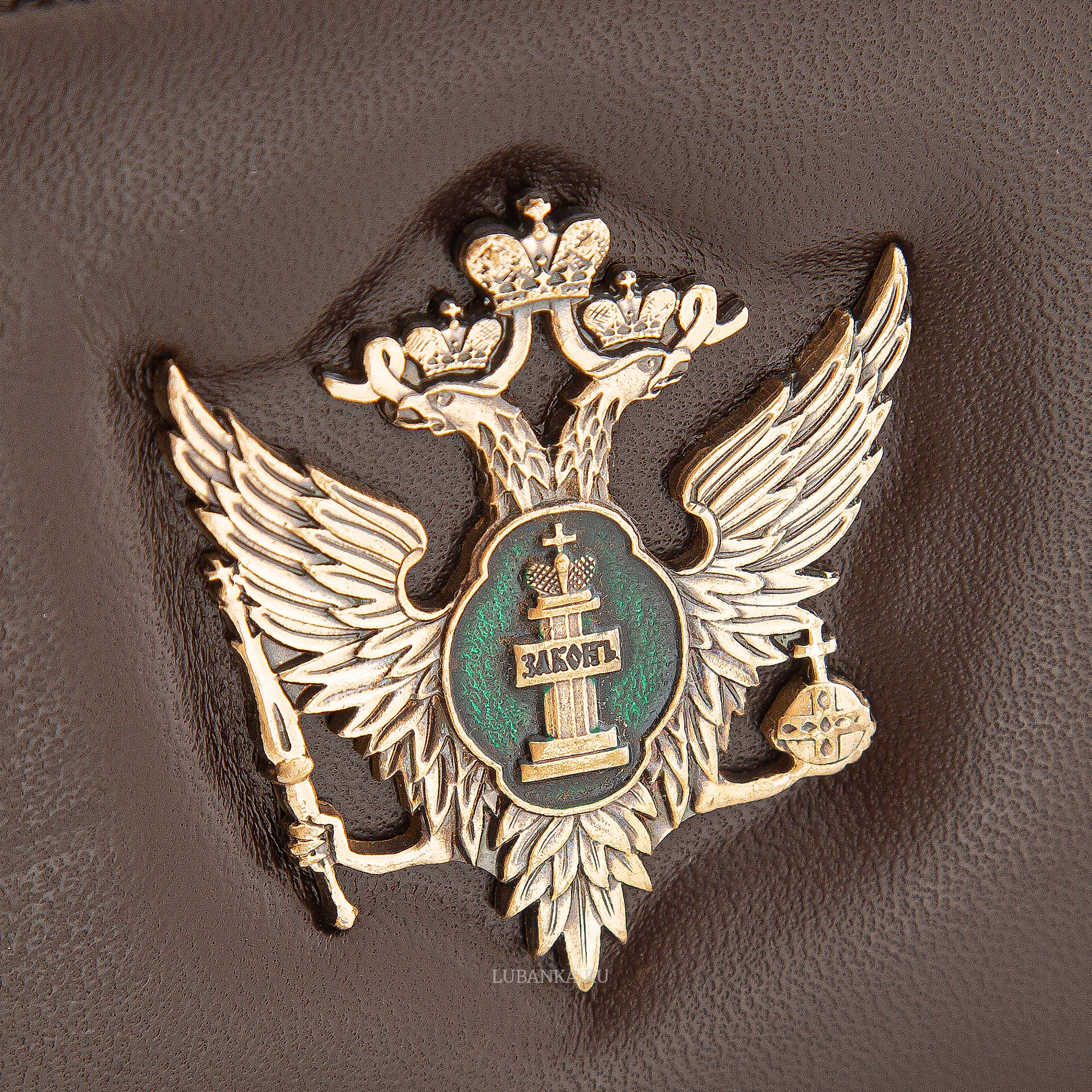 Обложка для удостоверения Министерство Юстиции с жетоном узкая пухлая коричневая