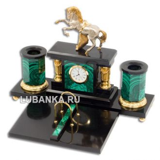 Настольный набор для руководителя «Конь с попоной» из камня