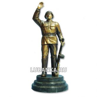 Бронзовая статуэтка «Солдат»